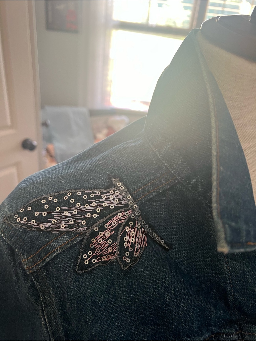 Levi's Blue Denim Jacket with Sequin Dragonfly Embellishments - Picture 3 of 7
